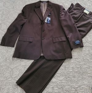 NWT Ferrecci Super 150s 2-piece Suit